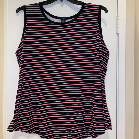 ♦️Stripe Tank Top♦️ - Picture 1 of 4